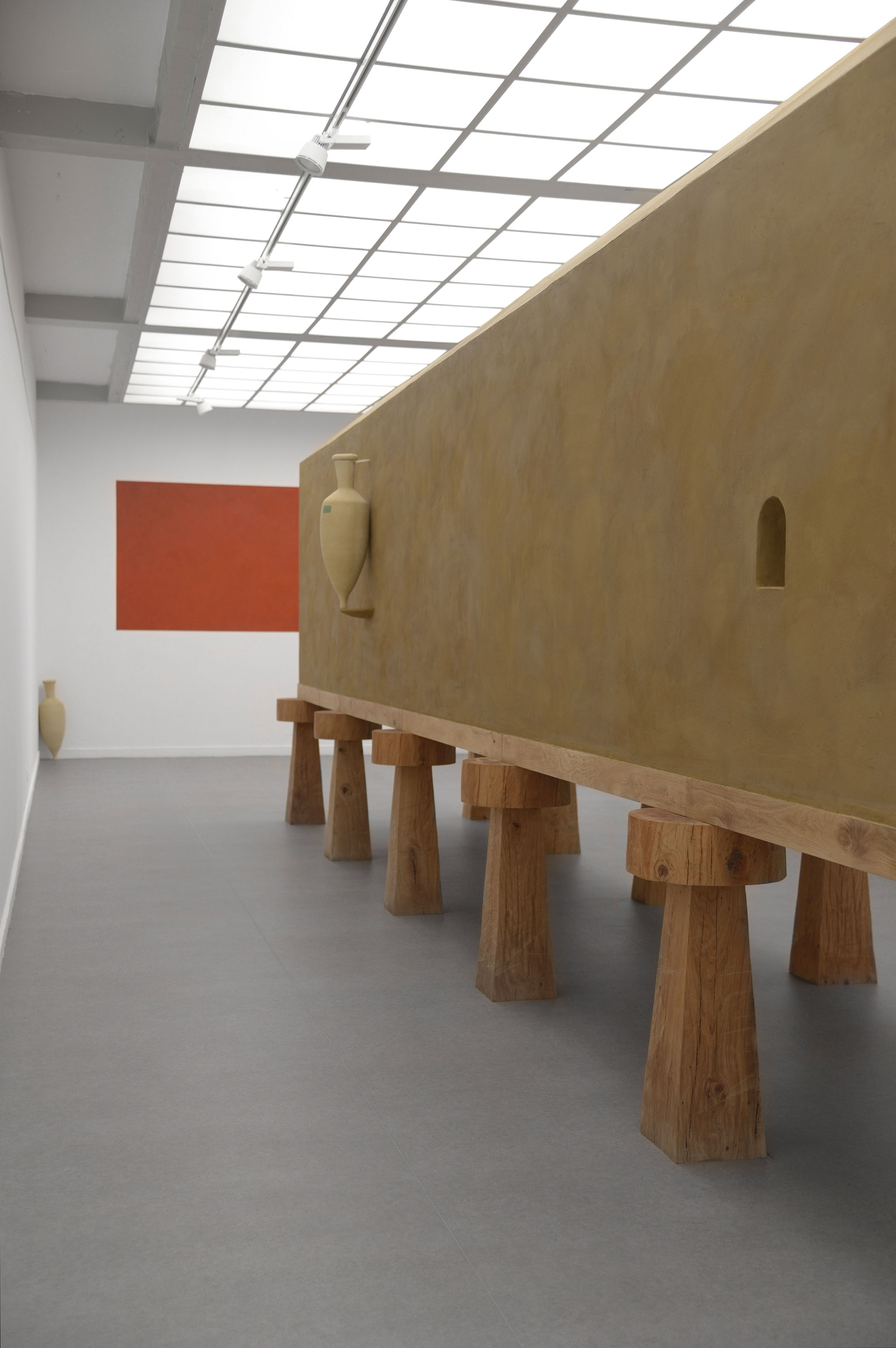 'Kaaba' architecture in Edgar Sarin's objectif : société, Centre d'Art Contemporain Chanot, Clamart, France. 